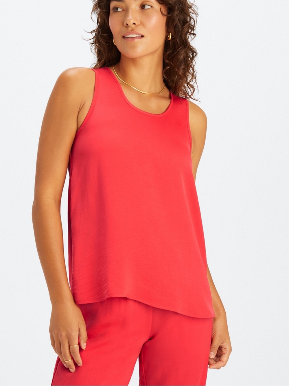 Fabletics EcoSatin Tank Top Women’s Medium Red Sleeveless Scoop Neck Athleisure